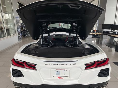 New 2026 Chevrolet Corvette Stingray Coupe w/ Battery Protection Package image 21