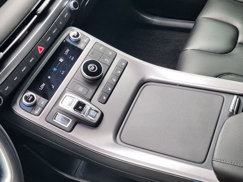 Used 2024 Hyundai Palisade Calligraphy FWD image 19