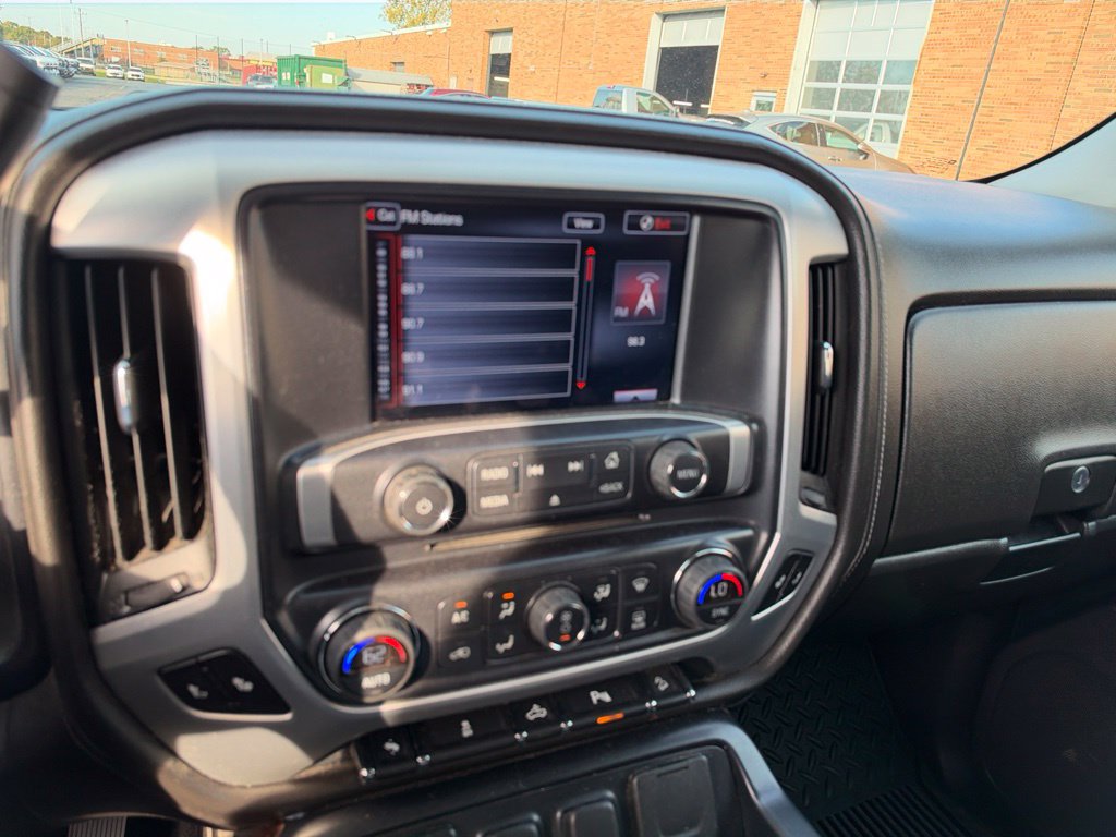 Used 2015 GMC Sierra 1500 SLE w/ SLE Value Package AWD/4WD image 22