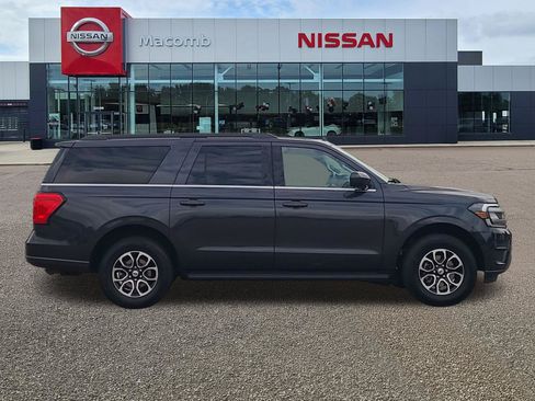 Used 2024 Ford Expedition Max XLT AWD/4WD image 8