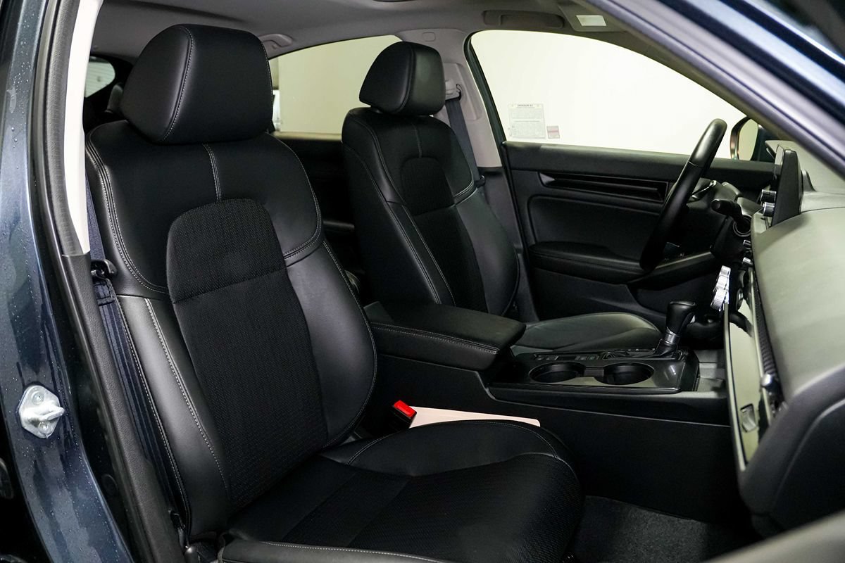 Used 2022 Honda Civic EX-L image 19