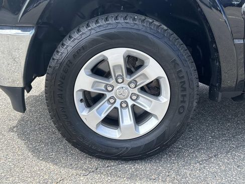 Used 2021 RAM 1500 Laramie w/ Off Road Group AWD/4WD image 10