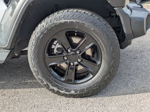 Used 2021 Jeep Wrangler Unlimited Sport image 11