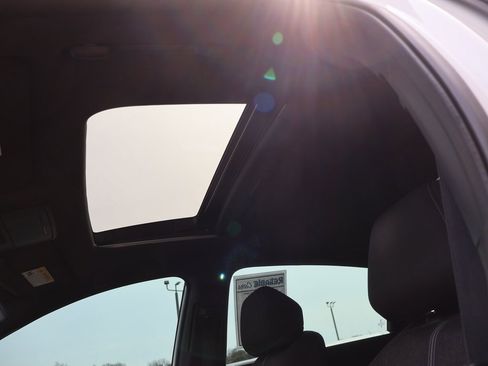 Used 2023 Honda Accord Sport image 26