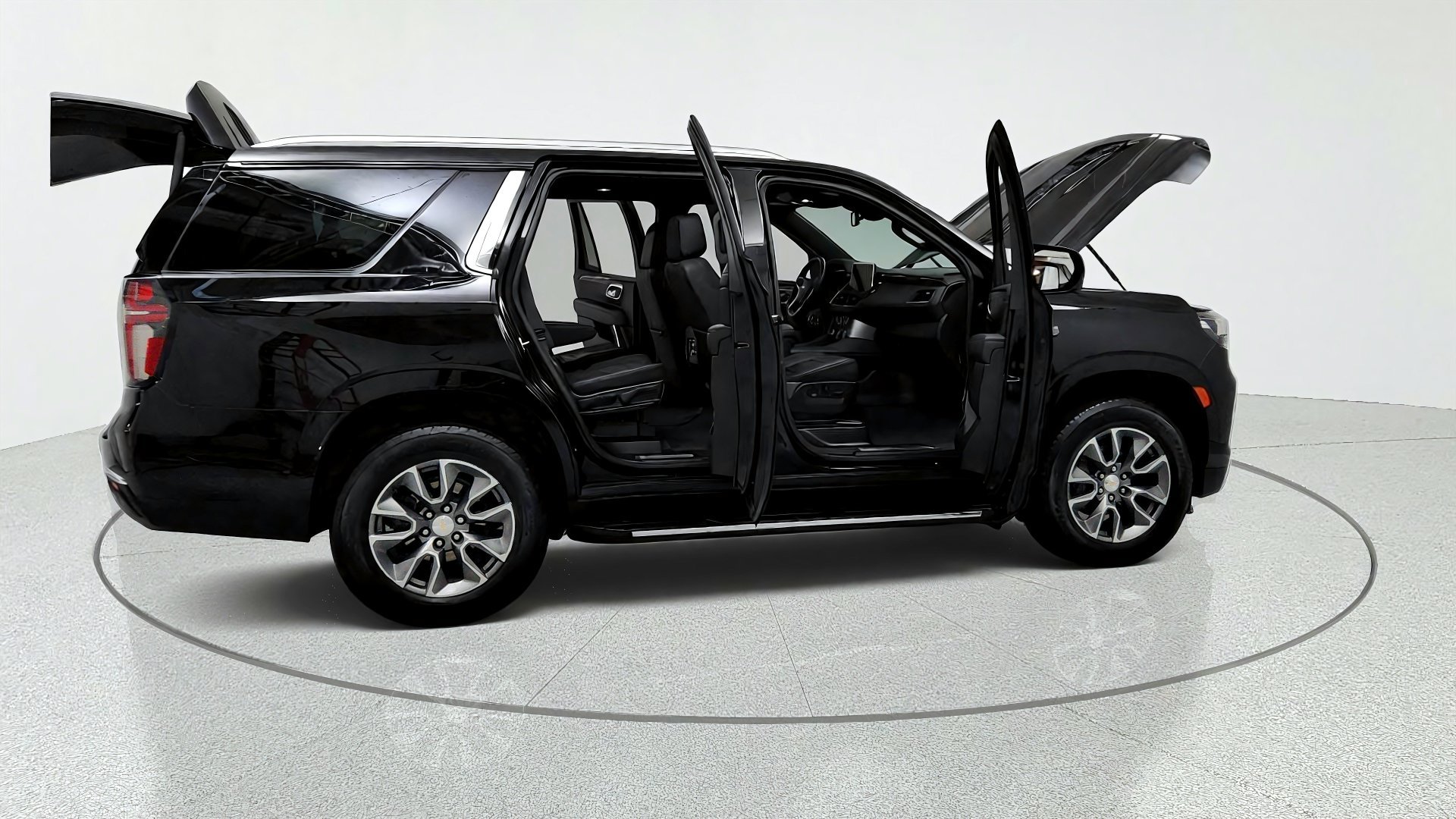 Used 2023 Chevrolet Tahoe LT w/ LT Signature Package AWD/4WD image 13
