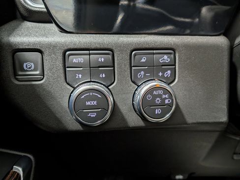 Used 2024 GMC Sierra 2500 SLE w/ SLE Convenience Package AWD/4WD image 23