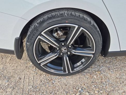 Used 2024 Honda Accord Sport image 32
