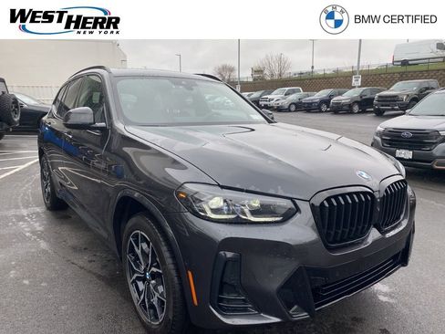 Used 2024 BMW X3 xDrive30i w/ Premium Package image 1