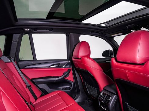 Used 2024 BMW X3 xDrive30i w/ Premium Package image 16