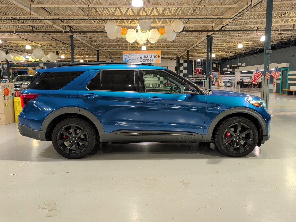 Used 2020 Ford Explorer ST w/ ST Street Pack AWD/4WD image 8