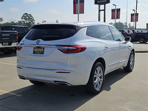 Used 2020 Buick Enclave Avenir w/ Avenir Technology Package image 11