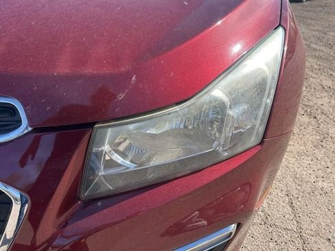 Used 2015 Chevrolet Cruze LT image 12