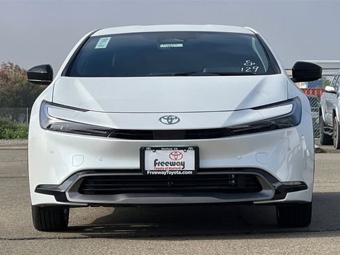 New 2026 Toyota Prius XLE image 9