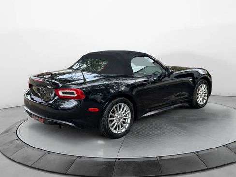 Used 2017 FIAT 124 Spider Classica image 4