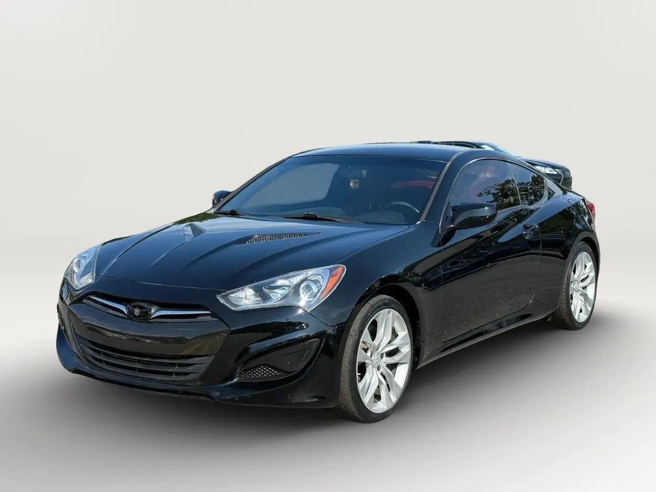 Used 2013 Hyundai Genesis 2.0T RWD image 5