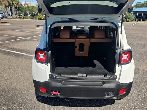 Used 2020 Jeep Renegade Trailhawk w/ Popular Equipment Group image 28