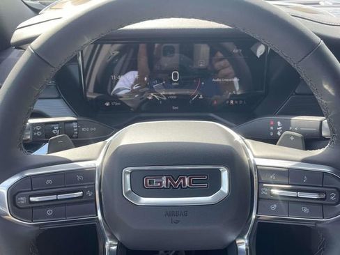 New 2026 GMC Acadia Elevation w/ Elevation Premium Package FWD image 19