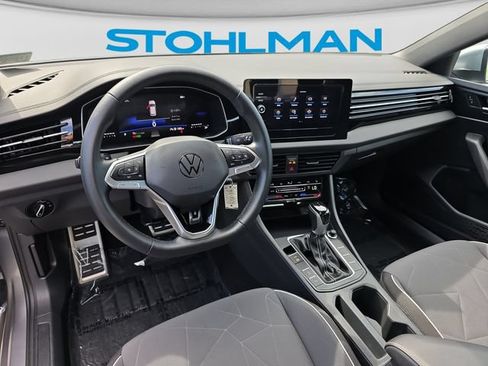 Used 2026 Volkswagen Jetta Sport FWD image 21