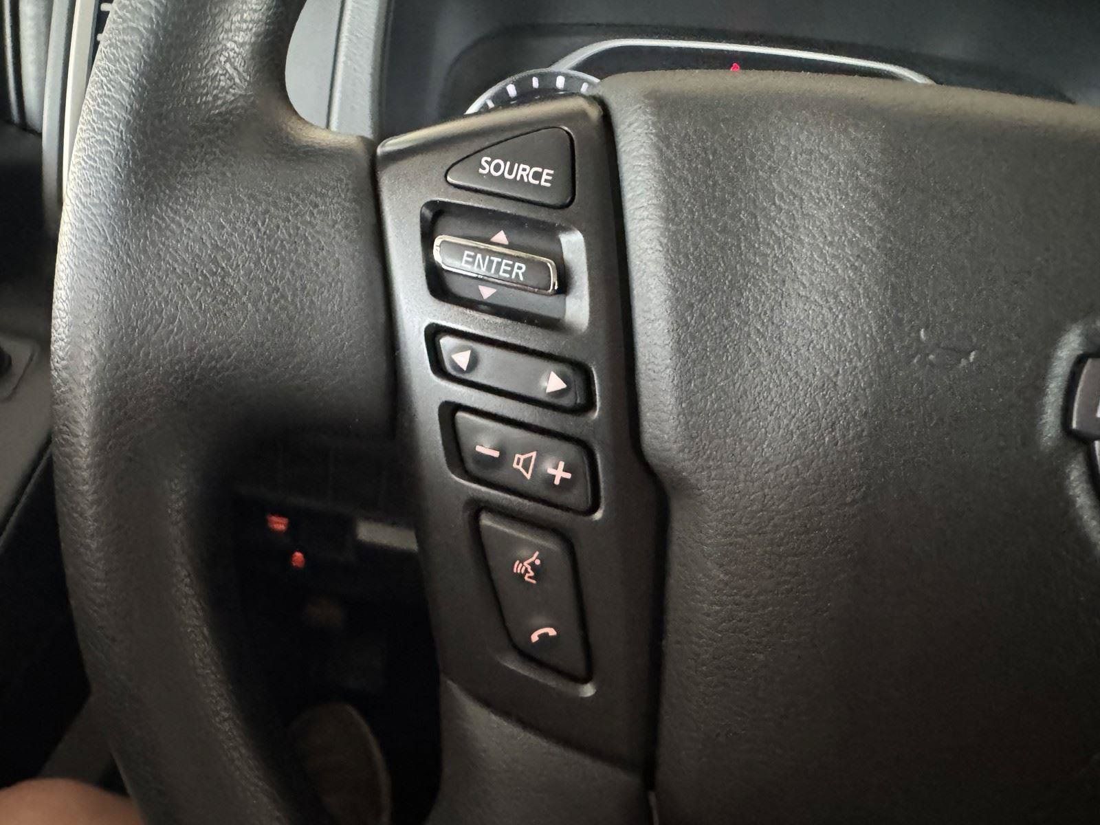 Used 2022 Nissan Frontier SV RWD image 22