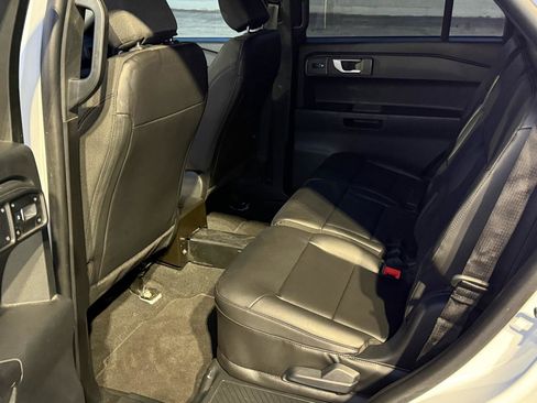 Used 2023 Ford Explorer 4WD Police Interceptor image 22