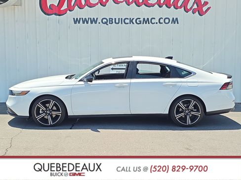 Used 2025 Honda Accord Sport image 4