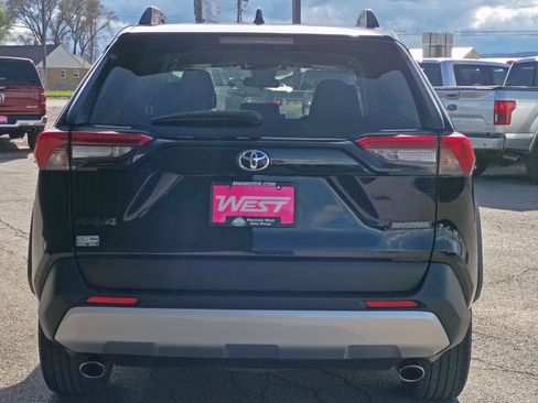 Used 2024 Toyota RAV4 Adventure image 4