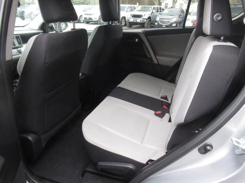 Used 2017 Toyota RAV4 XLE w/ Plus Extra Value Package image 14