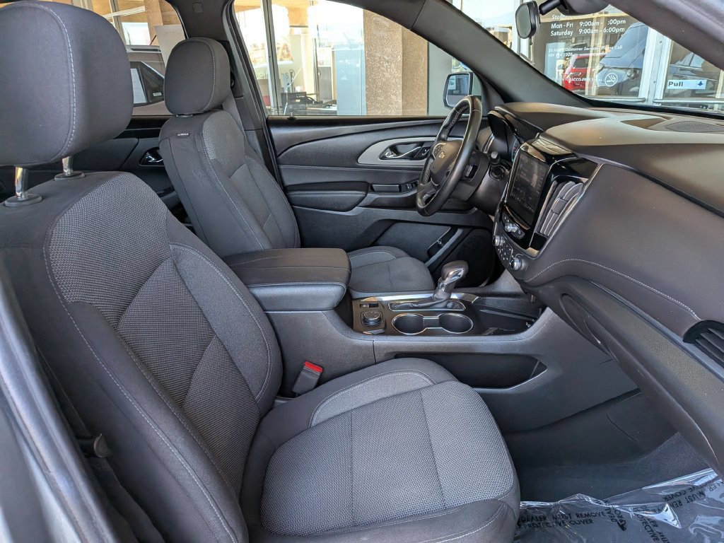 Used 2023 Chevrolet Traverse LT AWD/4WD image 31