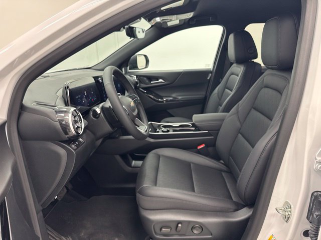 New 2027 Chevrolet Equinox LT w/ Convenience Package II FWD image 24