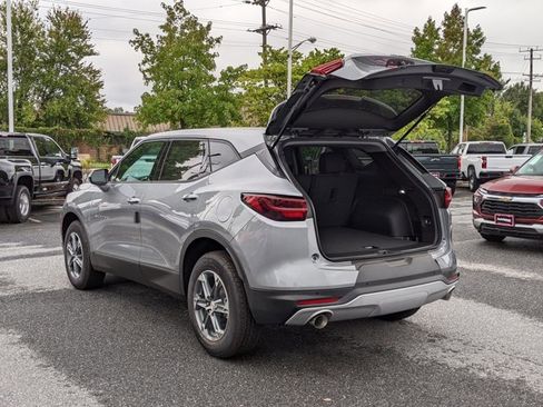 New 2025 Chevrolet Blazer LT w/ Driver Confidence Package image 9