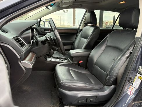 Used 2017 Subaru Outback 2.5i Limited image 22