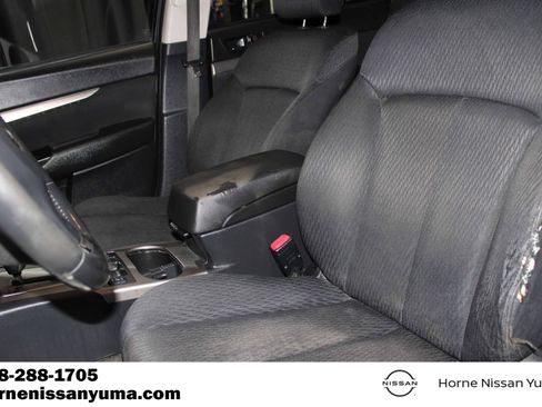 Used 2012 Subaru Outback 2.5i Premium w/ All-Weather Pkg AWD/4WD image 4