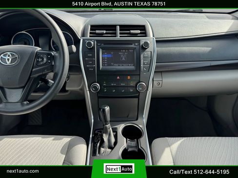 Used 2017 Toyota Camry LE FWD image 23