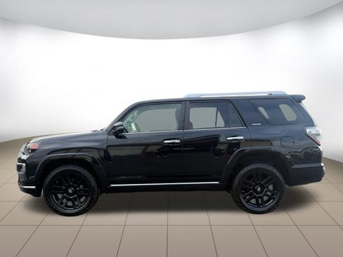 Used 2021 Toyota 4Runner Limited image 4