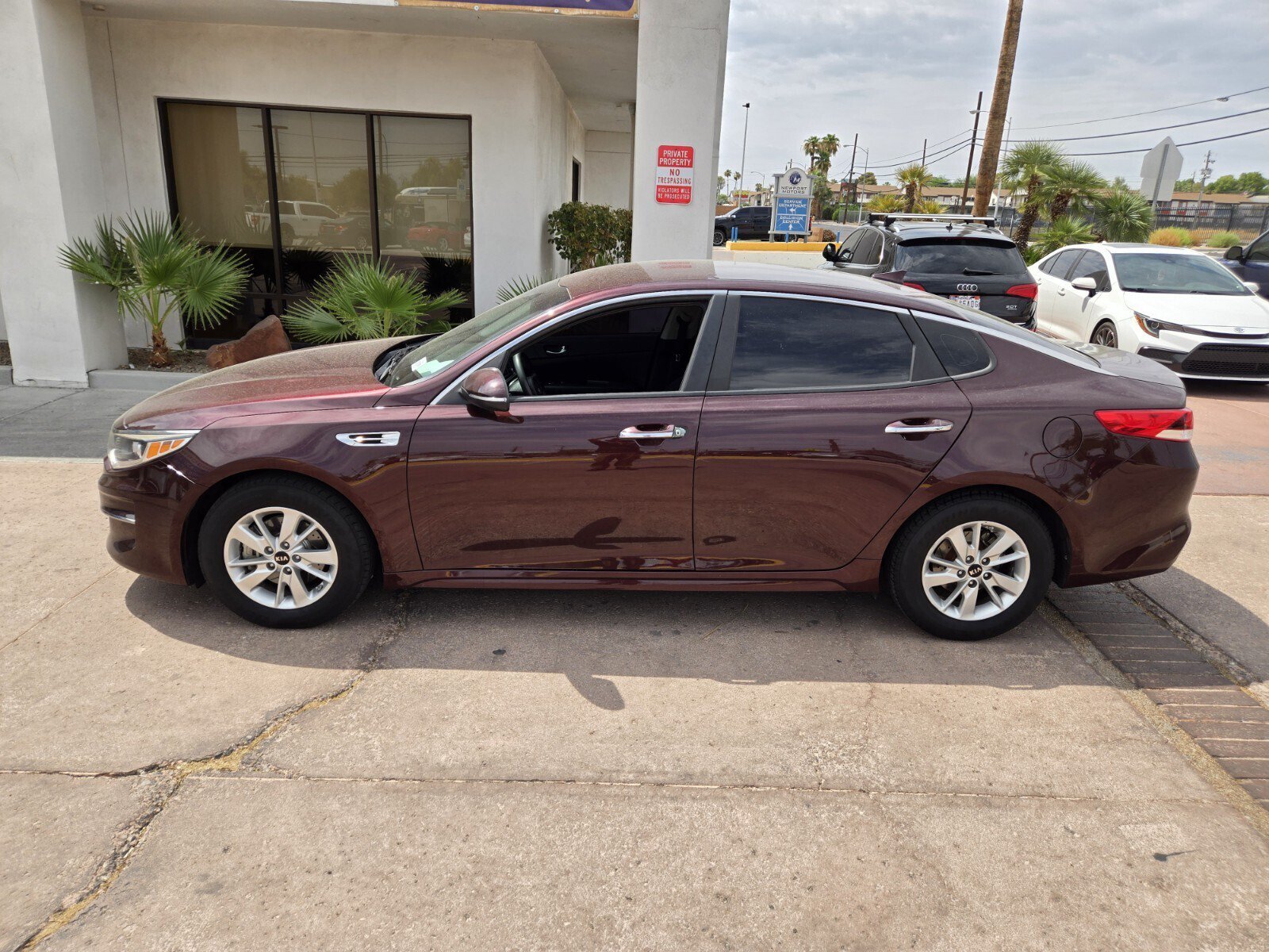 Used 2016 Kia Optima LX FWD image 2