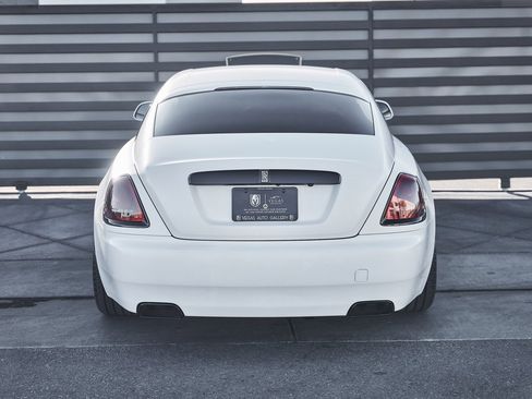 Used 2019 Rolls-Royce Wraith image 17