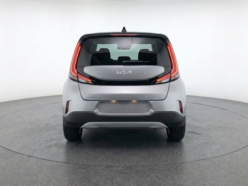 Used 2025 Kia Soul LX w/ LX Technology Package image 7