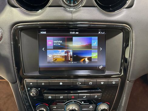Used 2017 Jaguar XJ L Portfolio AWD/4WD image 18