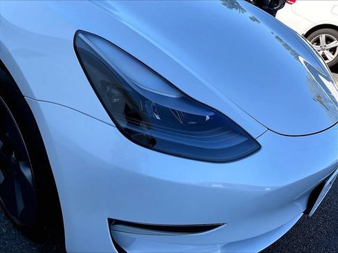 Used 2023 Tesla Model 3 Standard Range RWD image 12