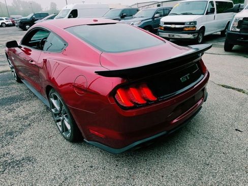 Used 2018 Ford Mustang GT Premium w/ Equipment Group 401A RWD image 3