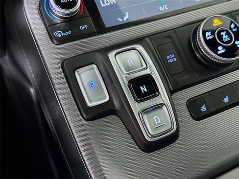 Used 2024 Hyundai Palisade Calligraphy image 22