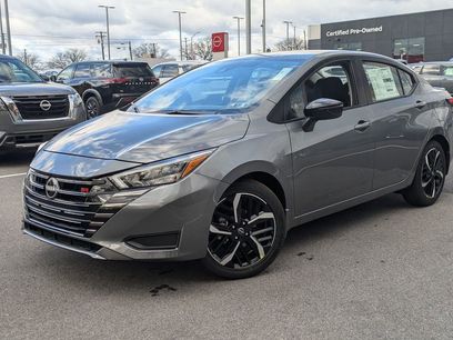 New 2025 Nissan Versa SR w/ Trunk Package