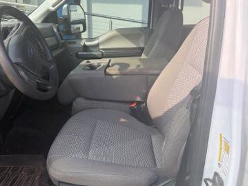 Certified 2020 Ford F250 XLT w/ XLT Premium Package image 6