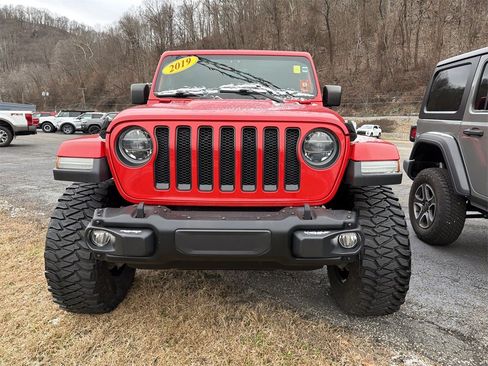 Used 2019 Jeep Wrangler Unlimited Sahara w/ Quick Order Package 24M Moab image 11
