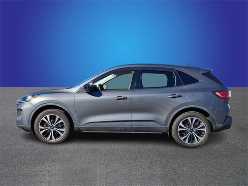 Used 2022 Ford Escape SE w/ SE Sport Appearance Package image 7