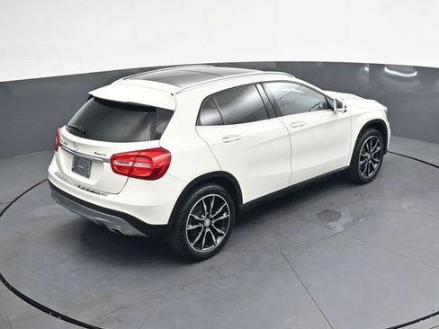 Used 2017 Mercedes-Benz GLA 250 4MATIC image 23
