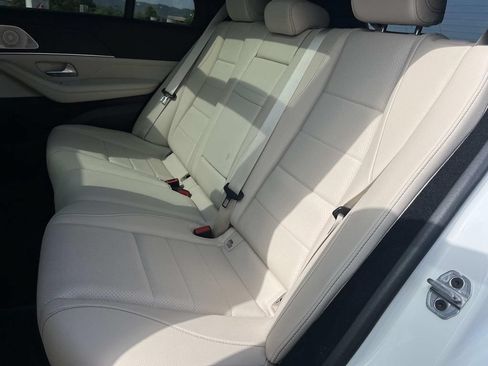 Used 2024 Mercedes-Benz GLE 350 4MATIC image 23