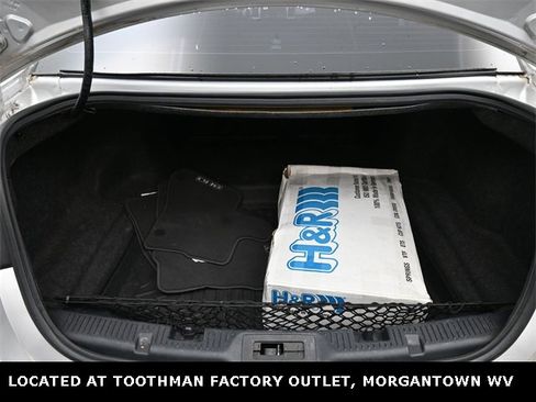 Used 2018 Ford Taurus SHO w/ Driver Assist Package image 6