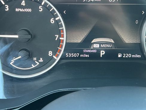 Used 2022 Nissan Pathfinder SV image 26