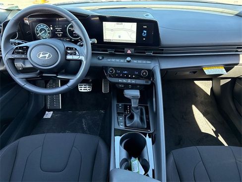 New 2026 Hyundai Elantra Sport image 10